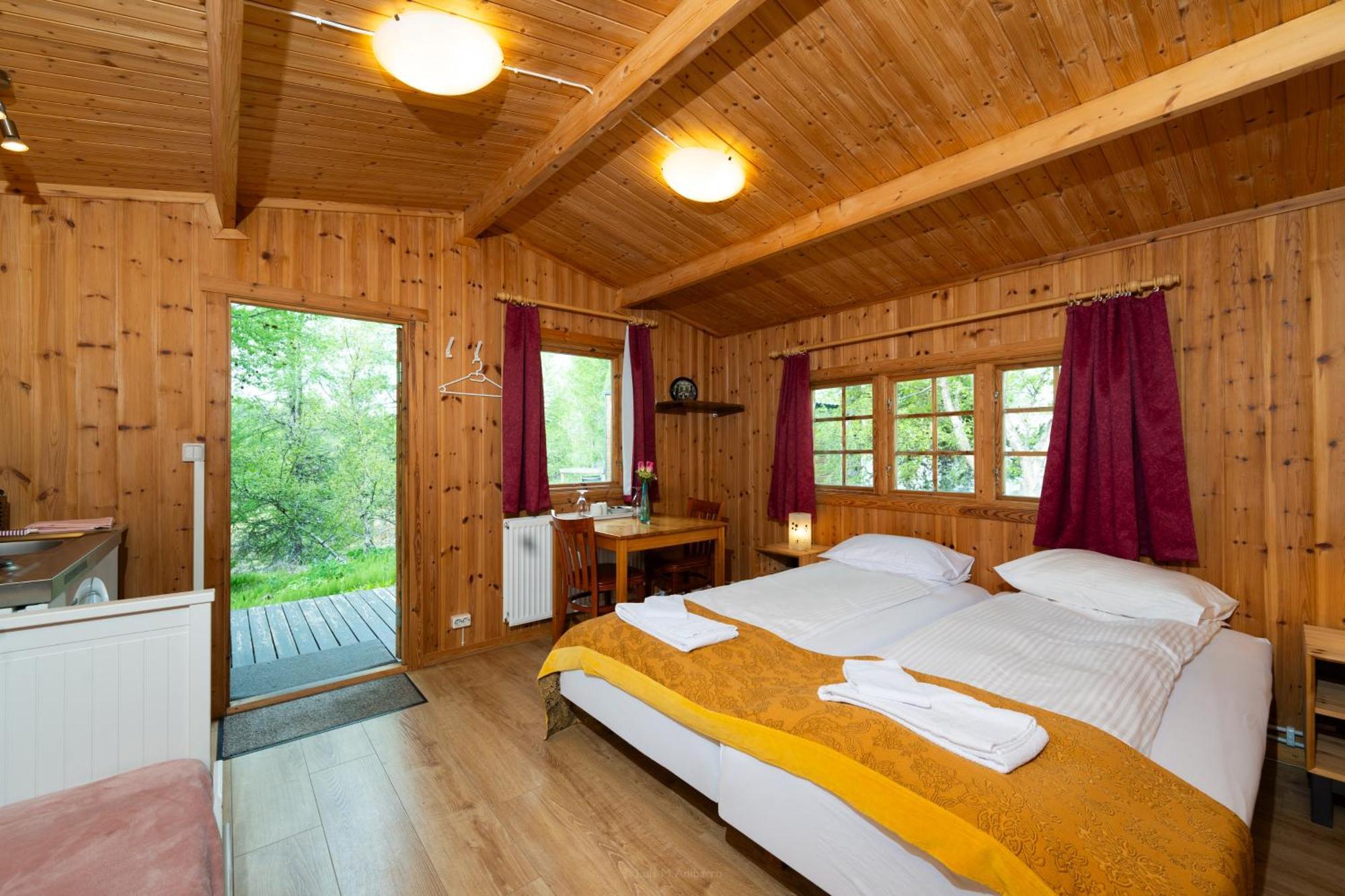 Hotel Eyvindara Egilsstadir Bagian luar foto